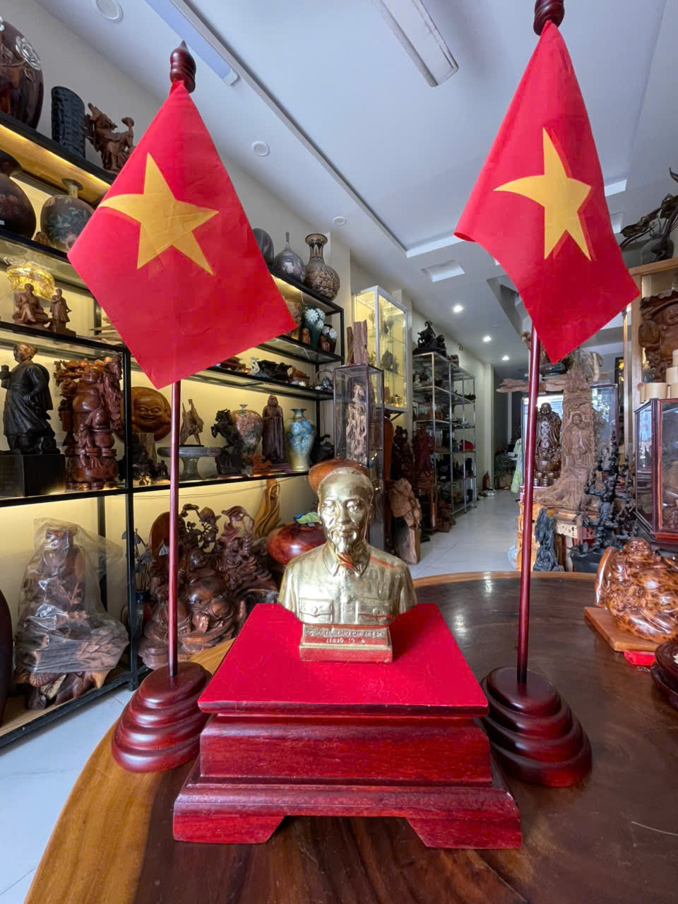 Bác Hồ _ cờ Tổ Quốc